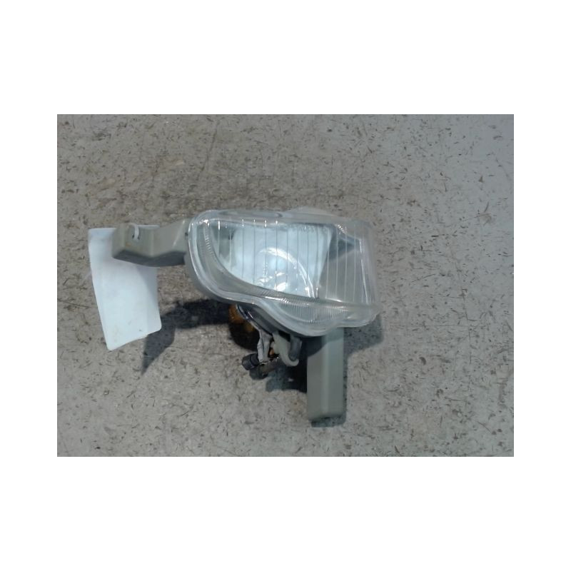 PHARE ANTIBROUILLARD AVANT DROIT VOLVO V40 2000-