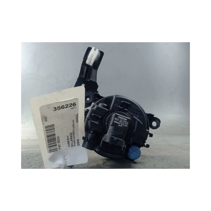 PHARE ANTIBROUILLARD AVANT GAUCHE FIAT SEDICI