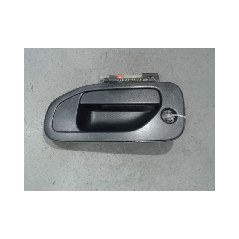 POIGNEE EXTERIEURE PORTE AVANT GAUCHE NISSAN NV200