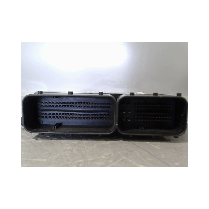 CALCULATEUR MOTEUR MERCEDES CLASSE C SPORTCOUPE II Phase 1 (203) 2001-2004