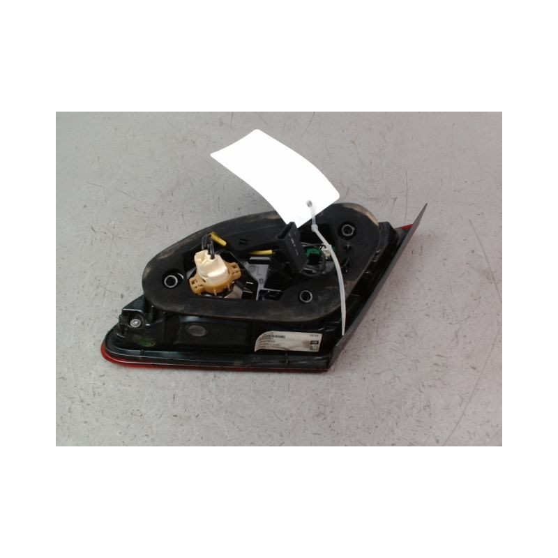 FEU ARRIERE INTERIEUR GAUCHE OPEL ASTRA