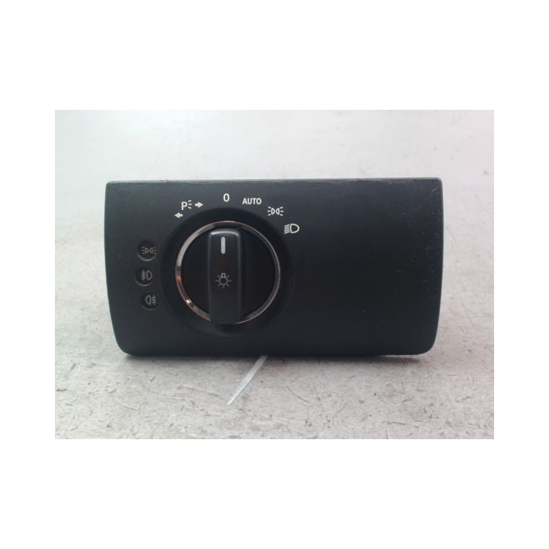 INTERIEUR COMMANDE PHARES MERCEDES CLASSE M BREAK II Phase 1 (164) 2005-2008