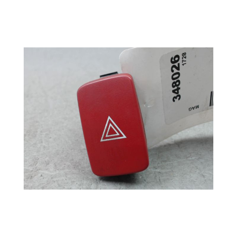 BOUTON DE WARNING HYUNDAI TUCSON BREAK 2004-2010