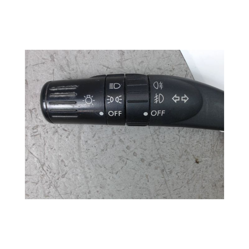 COMMANDE ECLAIRAGE SUBARU IMPREZA II 2007-2011