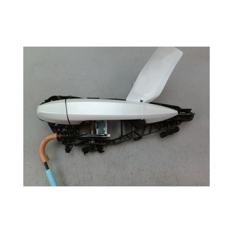 POIGNEE EXTERIEURE PORTE AVANT DROIT B.M.W. X2