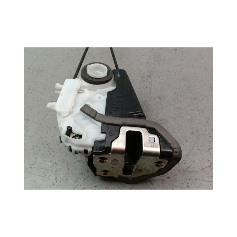 SYSTEME CONDAMNATION ARRIERE DROIT TOYOTA YARIS 2005-