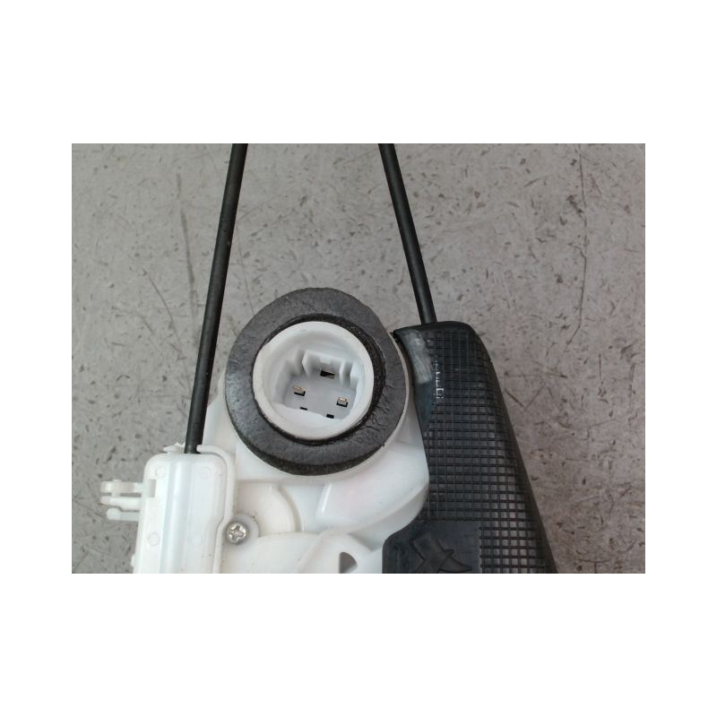 SYSTEME CONDAMNATION ARRIERE DROIT TOYOTA YARIS 2005-
