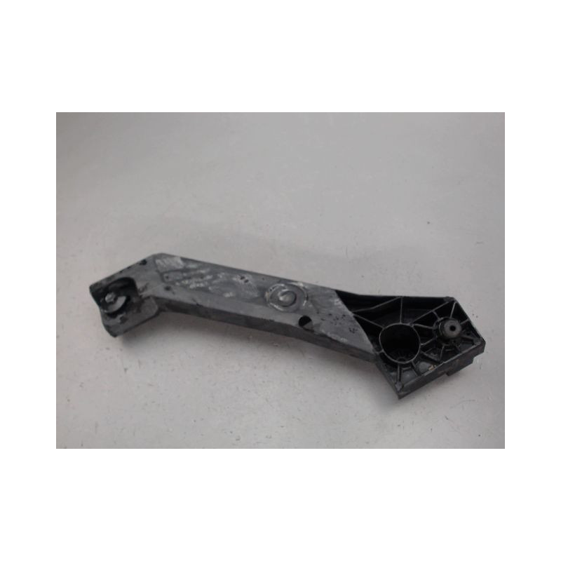 TOLE PORTE PHARE DROIT RENAULT TRAFIC