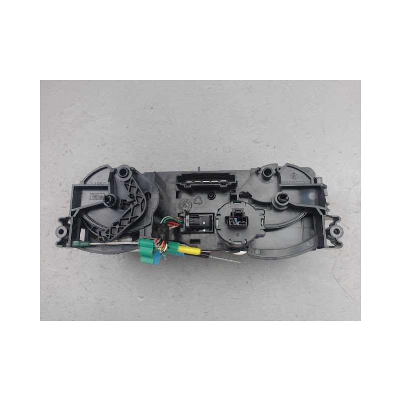 COMMANDE DE CHAUFFAGE MITSUBISHI COLT