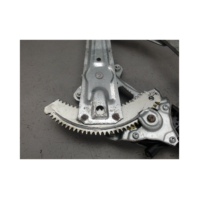 MECANISME LEVE-GLACE AVANT DROIT MITSUBISHI ASX
