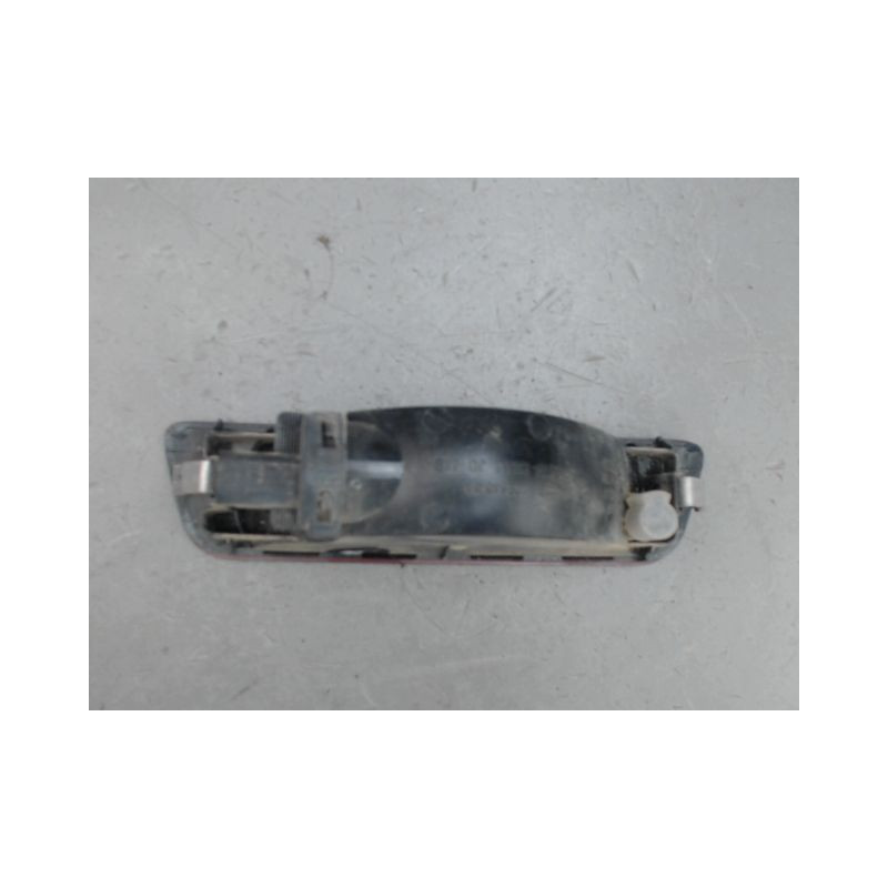 FEU BROUILLARD CENTRAL ARRIERE NISSAN QASHQAI