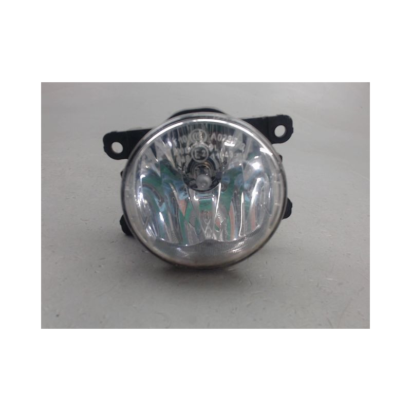 PHARE ANTIBROUILLARD AVANT DROIT RENAULT CLIO