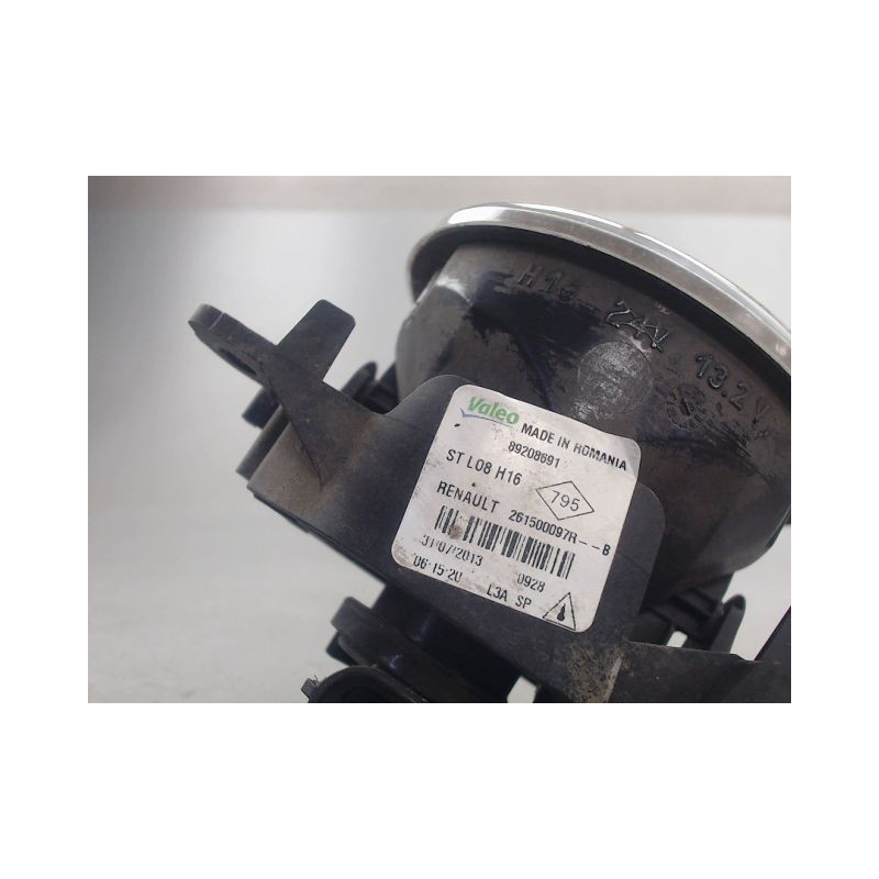 PHARE ANTIBROUILLARD AVANT DROIT RENAULT CLIO