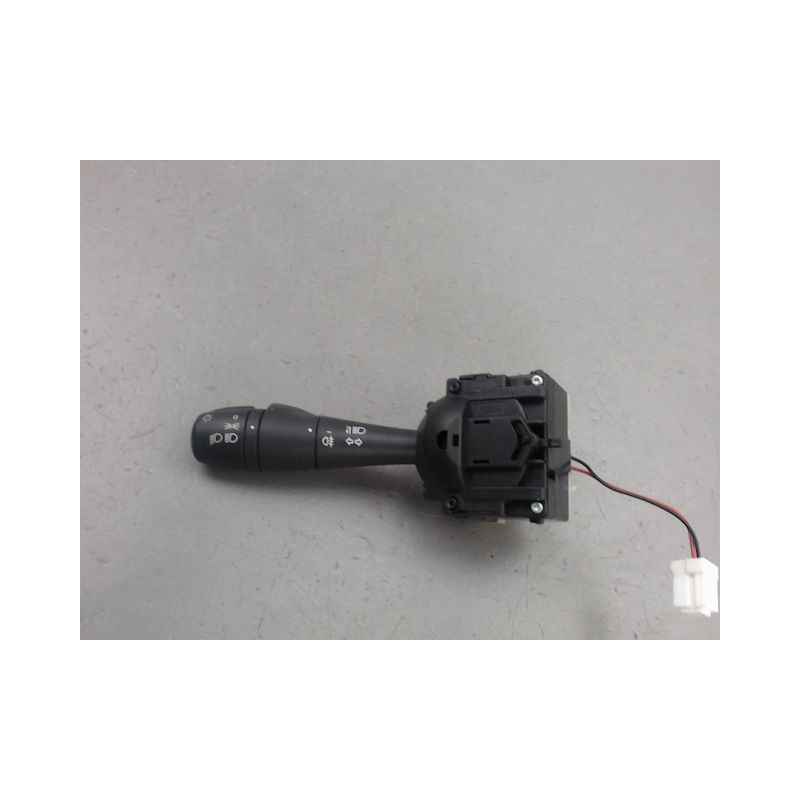 COMMANDE CLIGNOTANT RENAULT CAPTUR