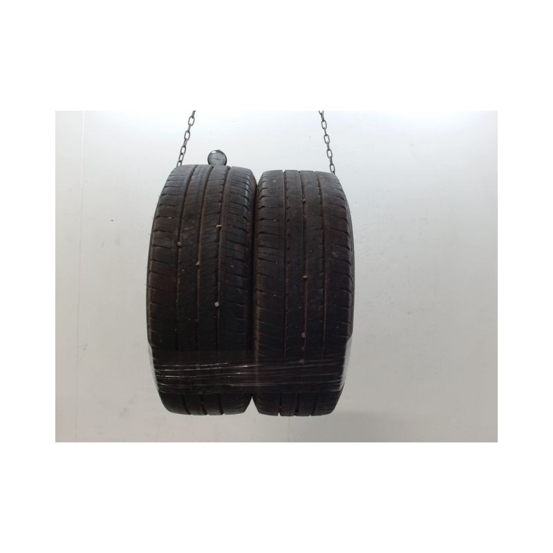 Paire de pneus DUNLOP ECONODRIVE 215 60 16 103 T