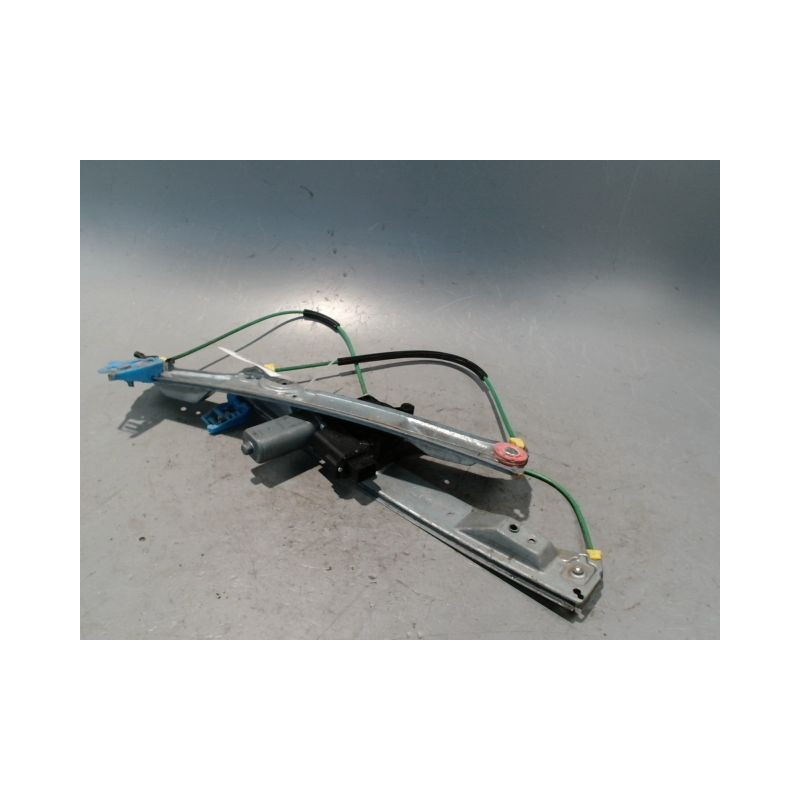 MECANISME+MOTEUR LEVE-GLACE AVANT DROIT OPEL CORSA 06-09