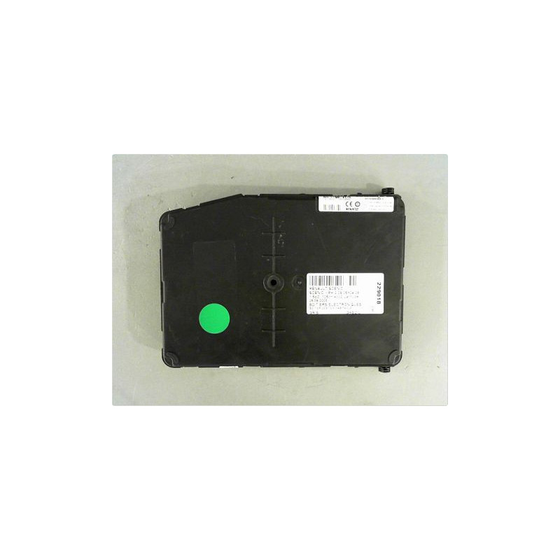 BOITIER GESTION HABITACLE RENAULT SCENIC II PH.2 06-09