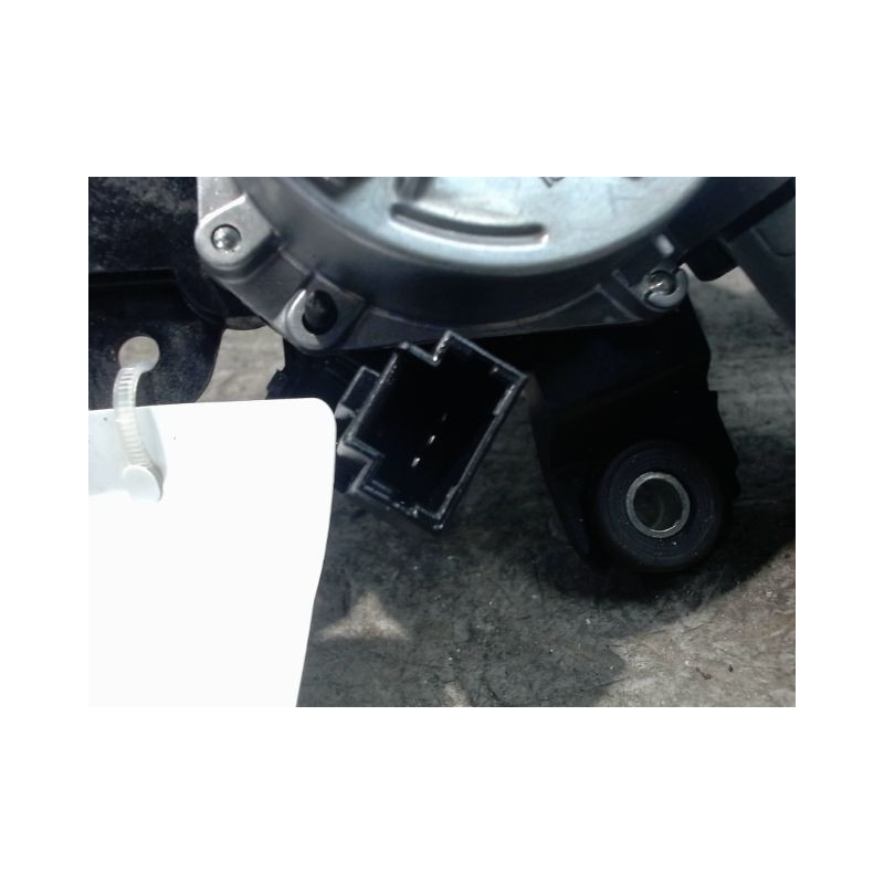 MOTEUR ESSUIE-GLACE ARRIERE RENAULT CLIO IV