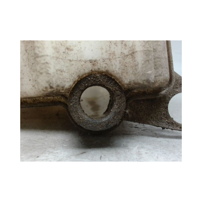 RESERVOIR LAVE-GLACE AVANT PEUGEOT 407 SW