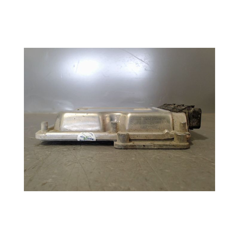 CALCULATEUR MOTEUR RENAULT KANGOO