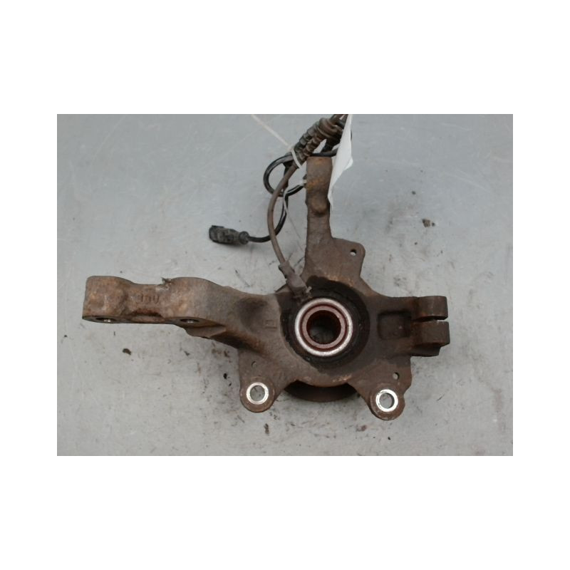 PIVOT AVANT DROIT RENAULT CLIO III 2009-