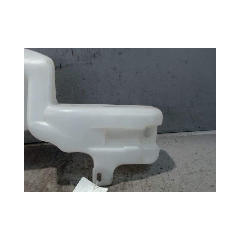 RESERVOIR LAVE-GLACE AVANT FORD T.COURIER