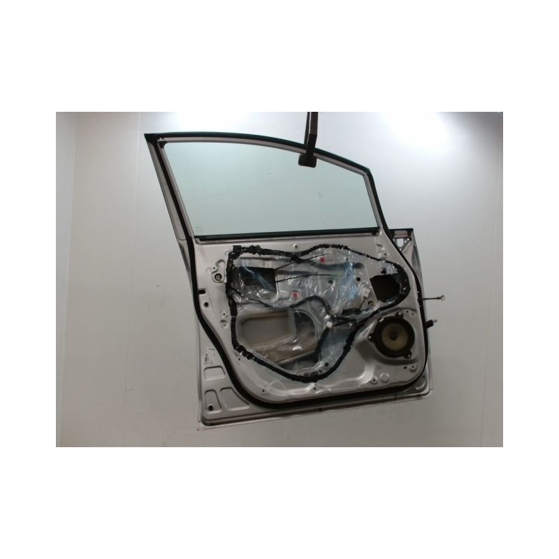 PORTE AVANT GAUCHE TOYOTA VERSO 2010-
