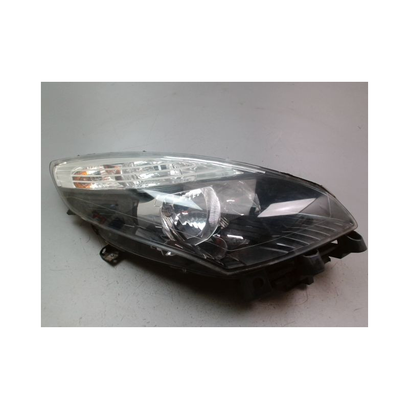 PHARE DROIT RENAULT GRAND SCENIC MONOSP. II Phase 2 LONG 2006-2009