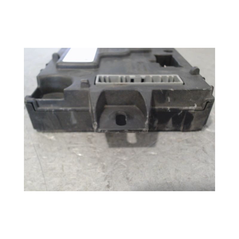 BOITIER GESTION HABITACLE RENAULT CLIO