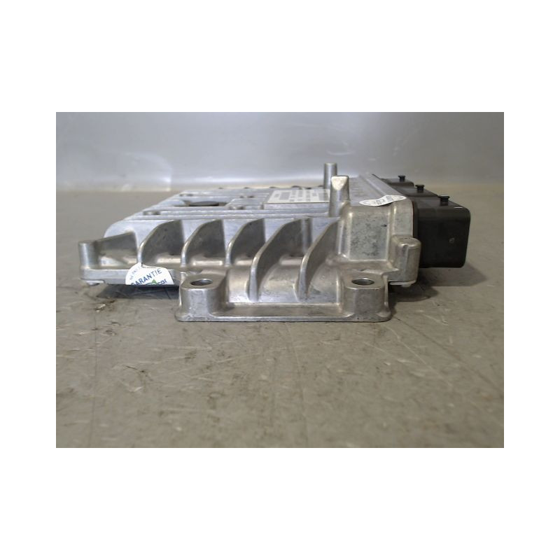 CALCULATEUR MOTEUR PEUGEOT 407