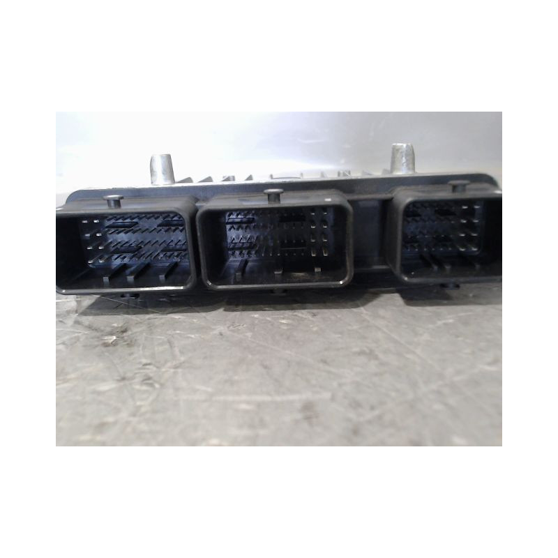 CALCULATEUR MOTEUR PEUGEOT 407