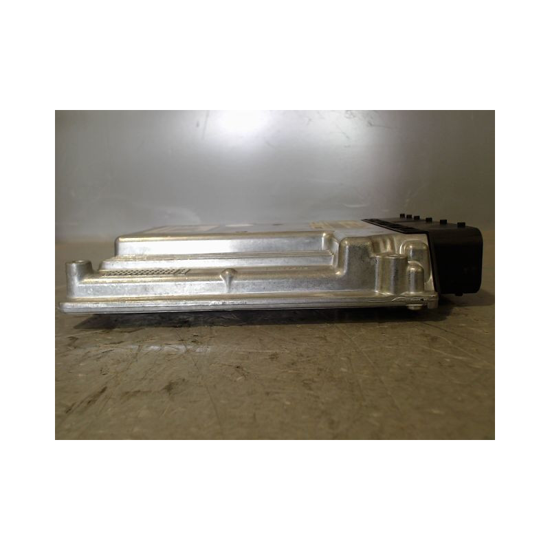CALCULATEUR MOTEUR B.M.W. SERIE 3
