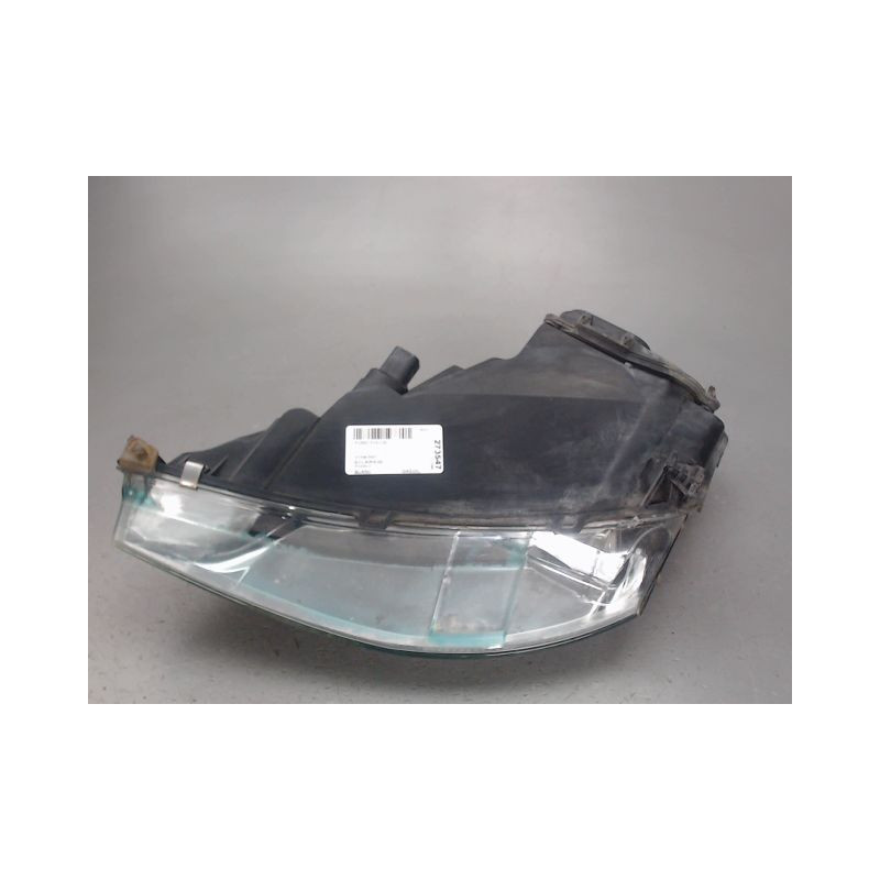 PHARE DROIT FORD FOCUS