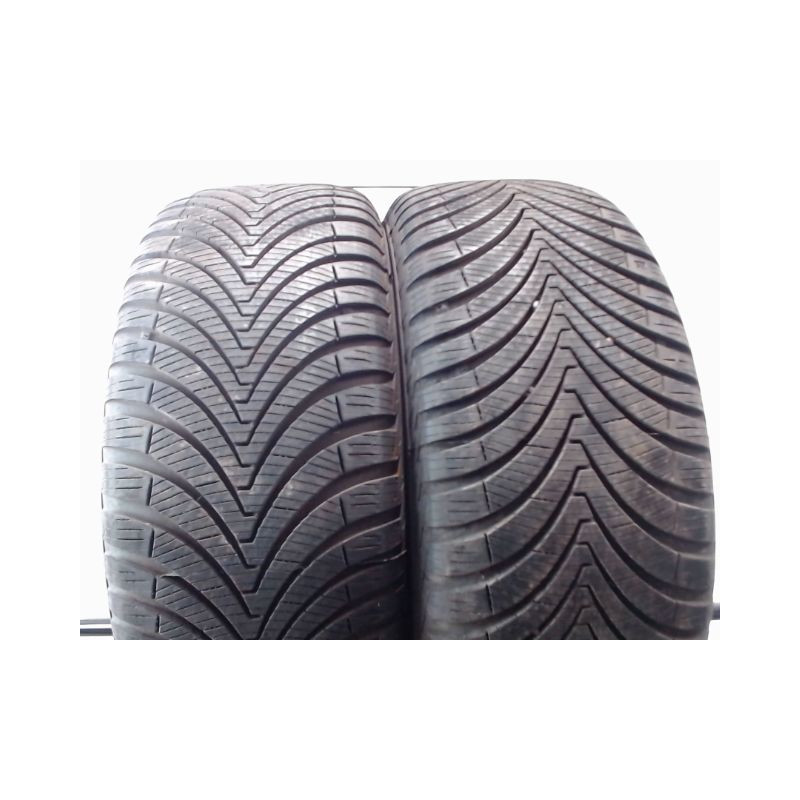 Paire de pneus KUMHO SOLUS 4S HA32 195 50 15 82 V