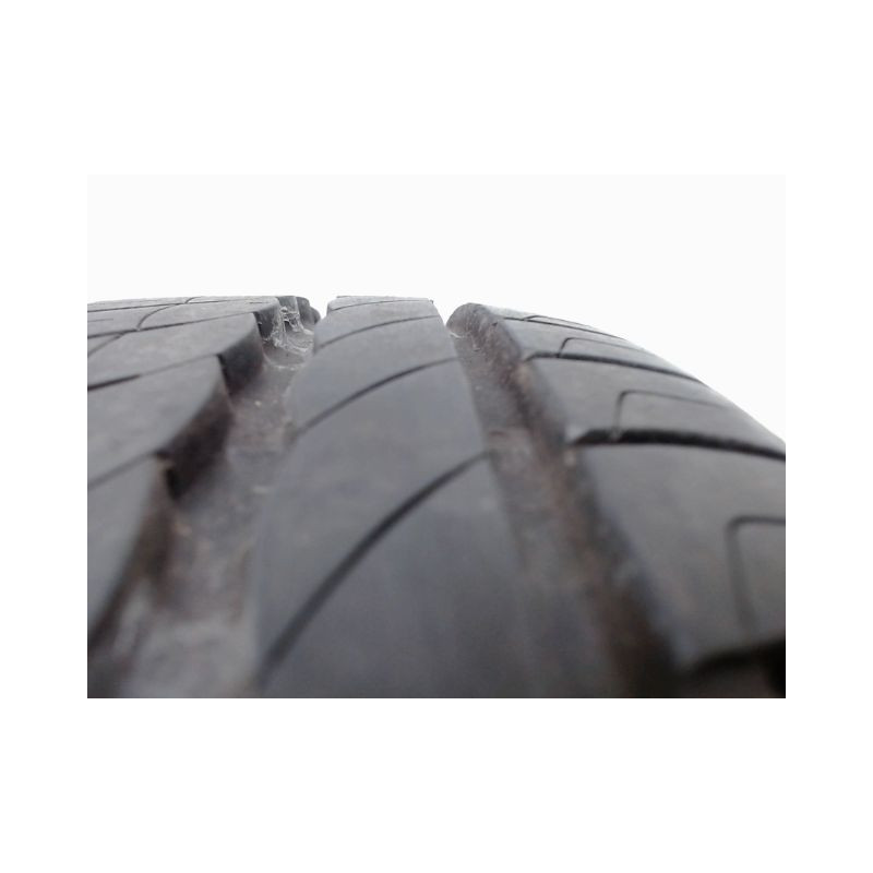 Paire de pneus PIRELLI CINTURATO P1 175 55 15 77 H