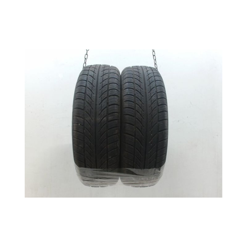 Paire de pneus TAURUS TOURING 175 65 14 82 T