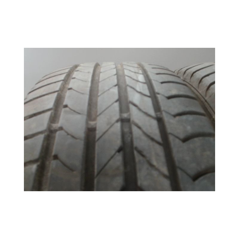 Paire de pneus GOOD YEAR EFFICIENT GRIP 195 55 16 87 V