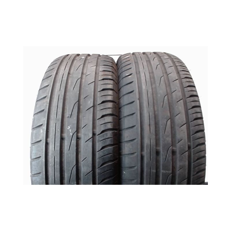 Paire de pneus TOYO PROXES CF2 205 60 16 92 V