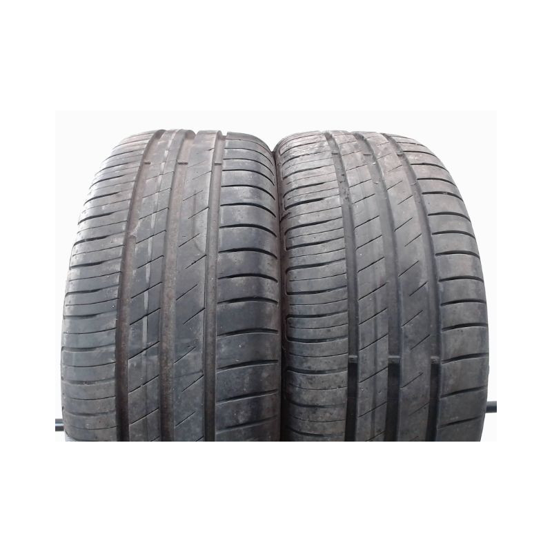 Paire de pneus GOOD YEAR EFFICIENT GRIP PERFORMANCE 195 50 15 82 V