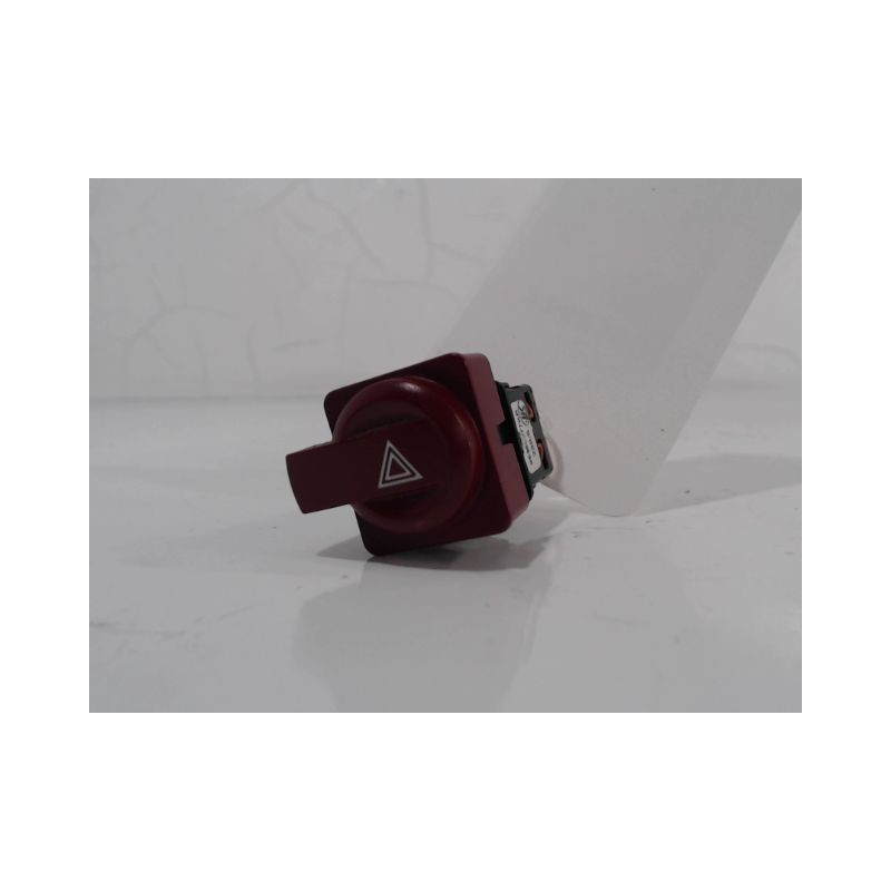 BOUTON DE WARNING CITROEN C4 04-08