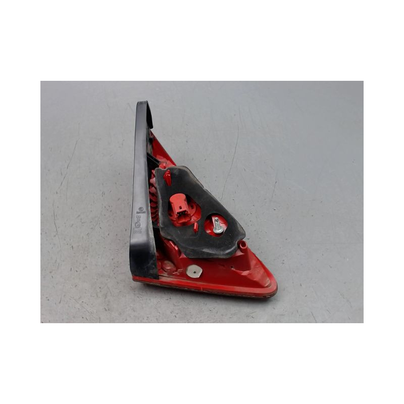 FEU ARRIERE INTERIEUR DROIT PEUGEOT 3008 BREAK I Phase 1 2009-2013