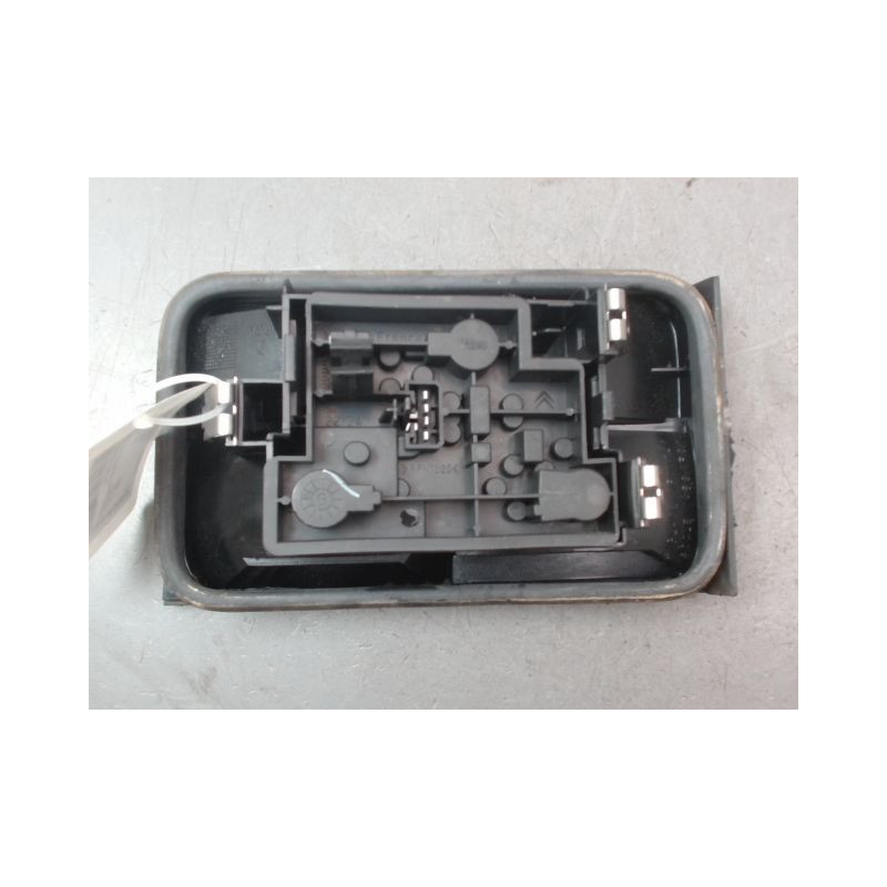 FEU ARRIERE INTERIEUR GAUCHE CITROEN XANTIA Phase 1 1993-1998
