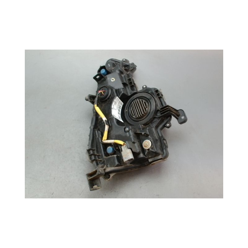 PHARE ANTIBROUILLARD AVANT GAUCHE TOYOTA PRIUS 2004-