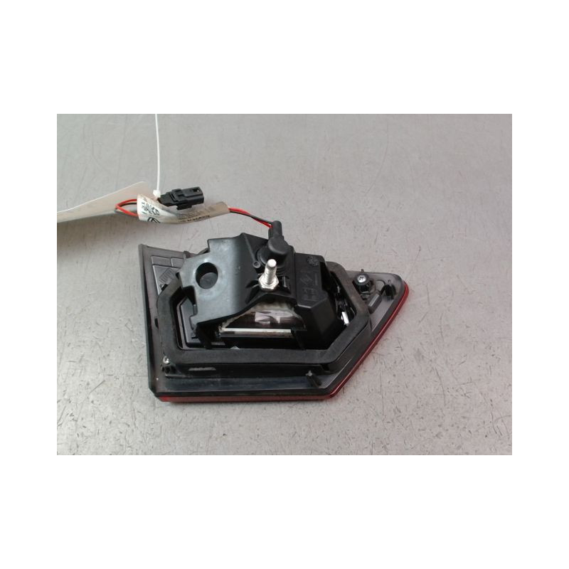 FEU ARRIERE INTERIEUR DROIT RENAULT CLIO IV Phase 1 2012-...