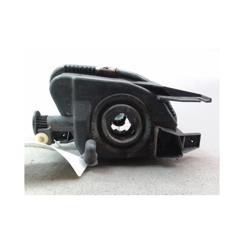 PHARE ANTIBROUILLARD AVANT GAUCHE MERCEDES CLASSE E BERL. III Phase 1 (211) 2002-2006