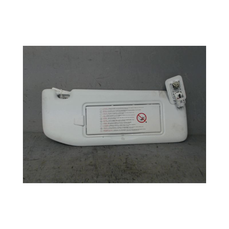 PARE-SOLEIL D PEUGEOT 2008