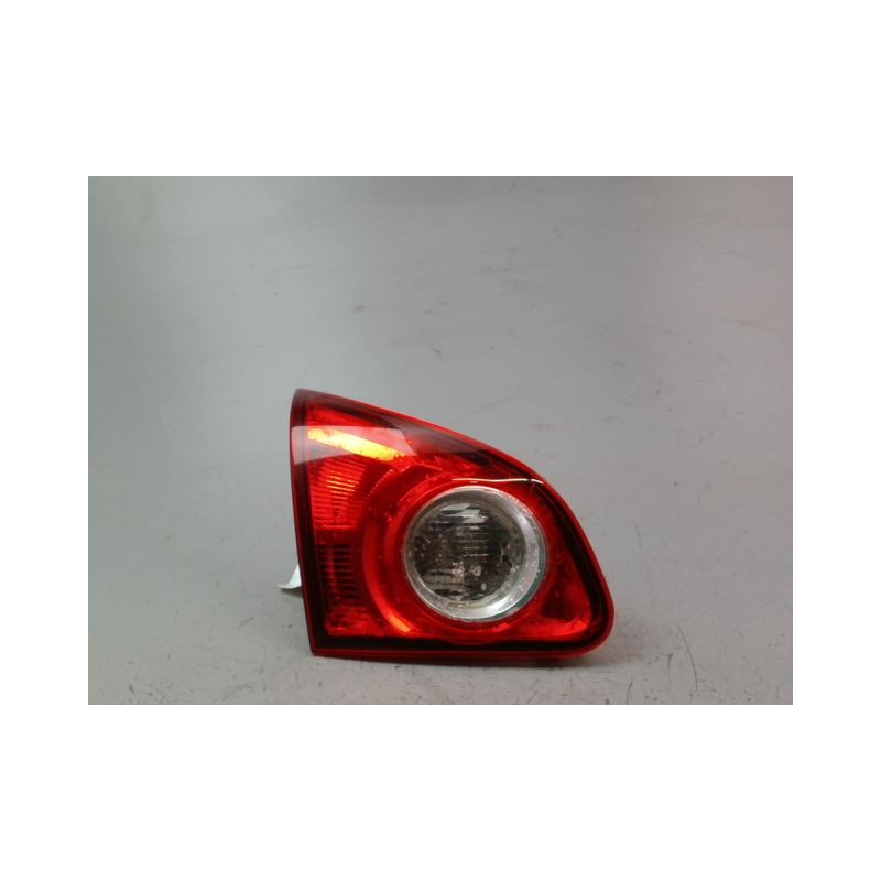 FEU ARRIERE INTERIEUR GAUCHE NISSAN QASHQAI BREAK I Phase 1 2007-2010