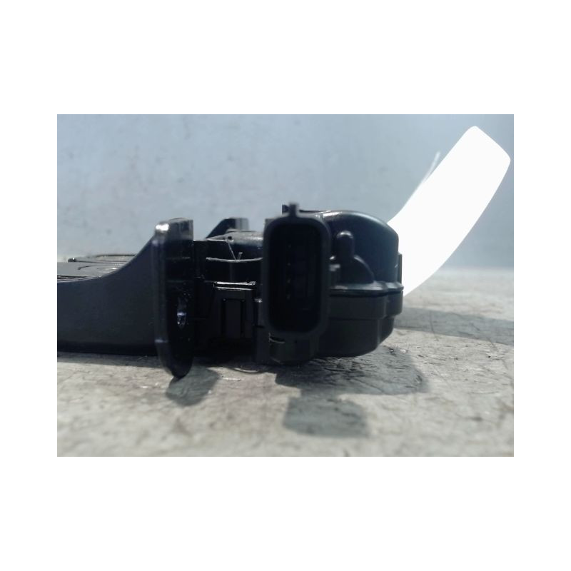 SERRURE HAYON  RENAULT SCENIC III 2009-