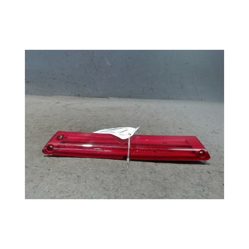 FEUX STOP SUPPLEMENTAIRE FORD FOCUS 2008-