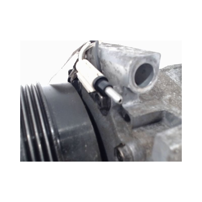 COMPRESSEUR AIR CONDITIONNE RENAULT CLIO II PH.2 01-06